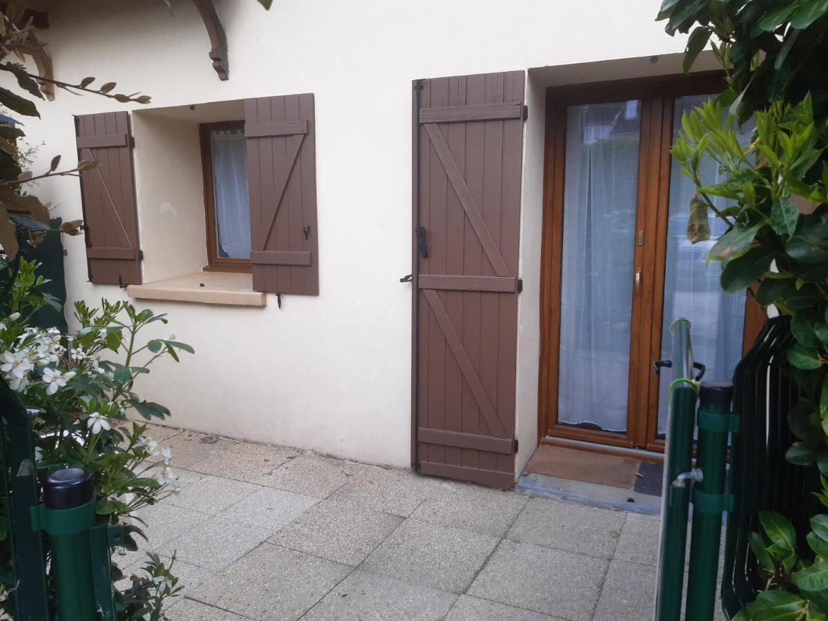 Ferienwohnung La belle Ortine Esbly Exterior foto